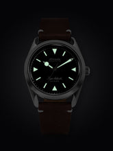 Load image into Gallery viewer, Nivada Grenchen Super Antarctic - White on Black Leather