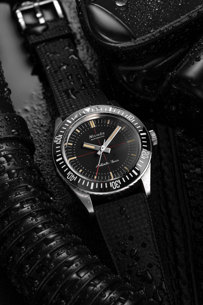 Nivada Antarctic Diver No Date with Tropical Black Rubber Strap