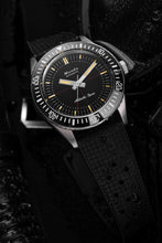 Load image into Gallery viewer, Nivada Antarctic Diver No Date with Tropical Black Rubber Strap