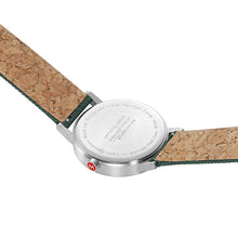 Load image into Gallery viewer, Mondaine Official Swiss Railways Classic Forest Green 40mm Watch