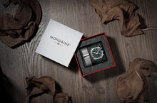 Load image into Gallery viewer, Mondaine Official Swiss Railways Grand Cushion 41mm Forest Green Watch Set