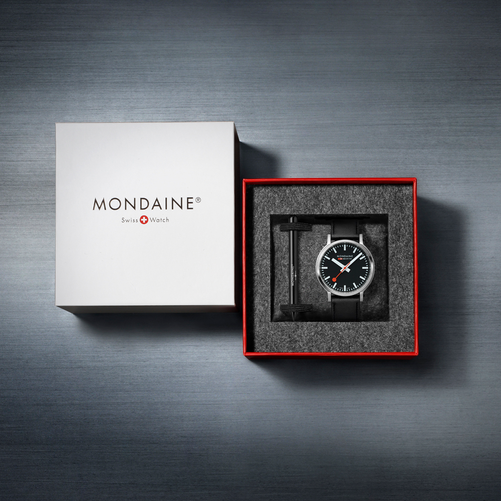 Mondaine Official Swiss Railways Stop2Go Automatic Super-LumiNova® 41mm Watch